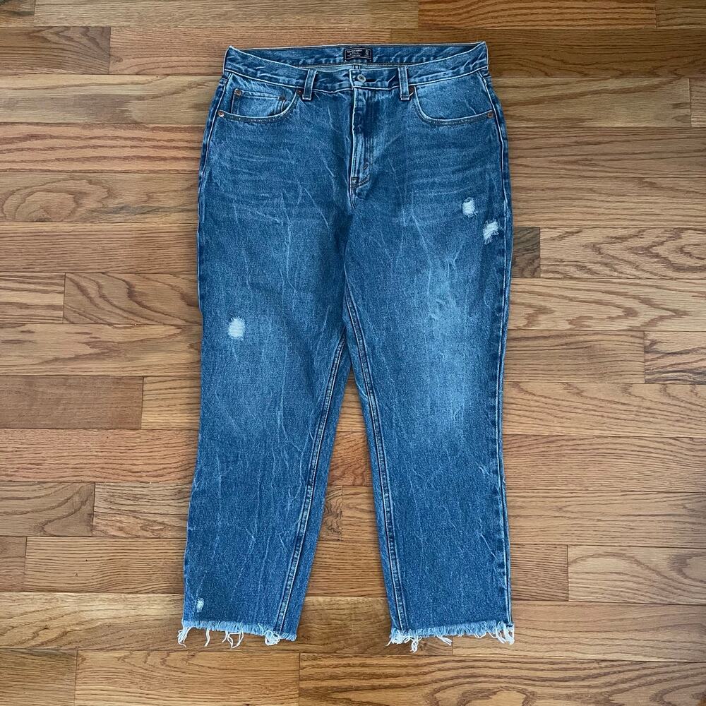 Abercrombie Blue Distressed Mom Jeans High Rise Crop Frayed Hem 31 Y2K Revival